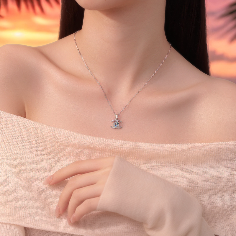 VVS MOISSANITE COLIER “C”